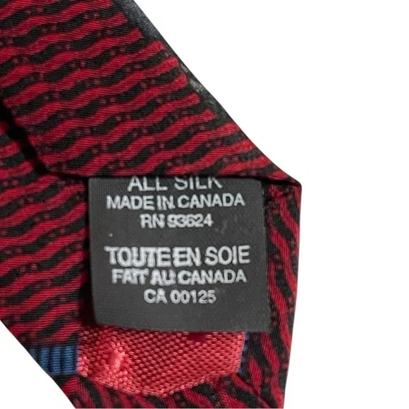 THREE VINTAGE TIES INCLUDING SATURDAY EVENING POST - Picture 10 of 15